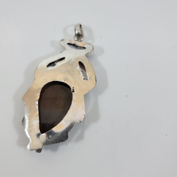 Handmade Silver Pendant with Dendritic Agate and Red Garnets in Bezel Setting - Picture 4 of 10